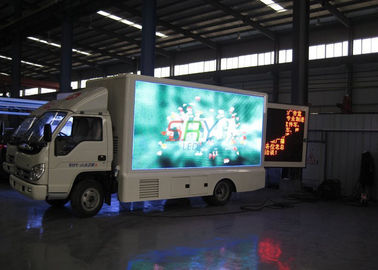 6500Nits LED Truck Advertising 4.096M X 2.048M 1R1G1B 3In1 HD LED Screen supplier